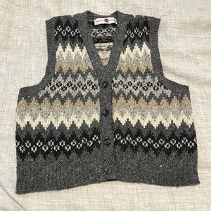 Vintage Gray and Cream Patterned Cardigan